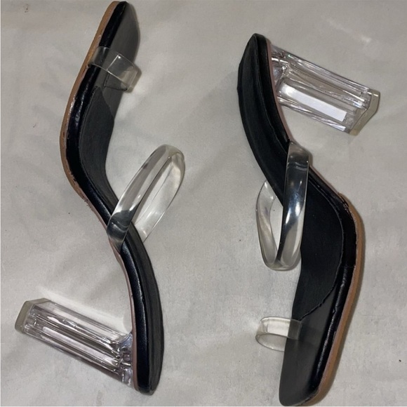 Preloved unbranded size 38 heels - Picture 3 of 3